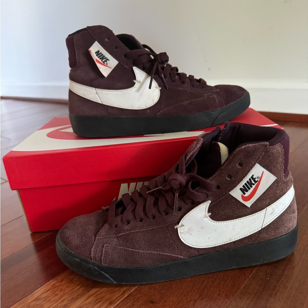 Nike Blazers Womens 7.5